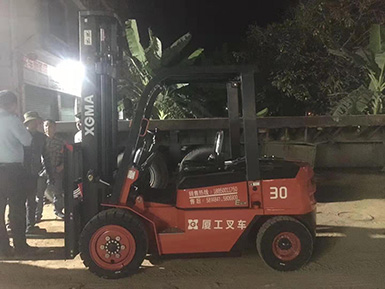 急客戶之所急，永新昌叉車服務(wù)暖人心
